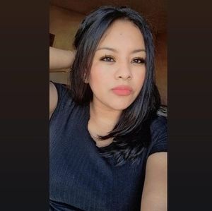 Meet your Posher, Lorena